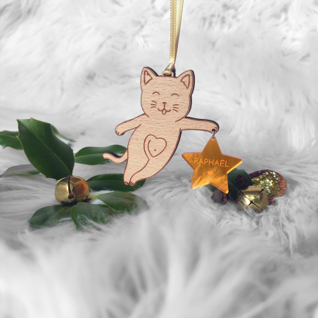 Boule de Noël prénom personnalisée chaton en bois tenant une étoile gravée en acrylique miroir (or, argent ou rose gold)